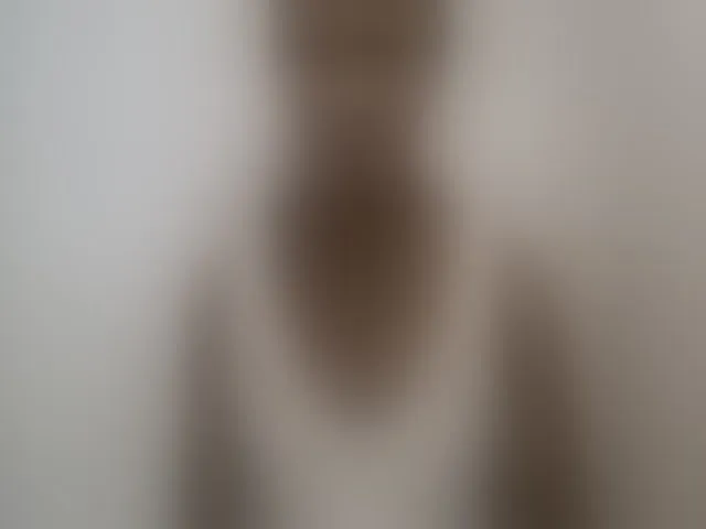 Live sex webcam photo for Sexy-Sarah #293604942
