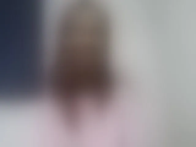 Live sex webcam photo for Sexy-Sarah #293941701