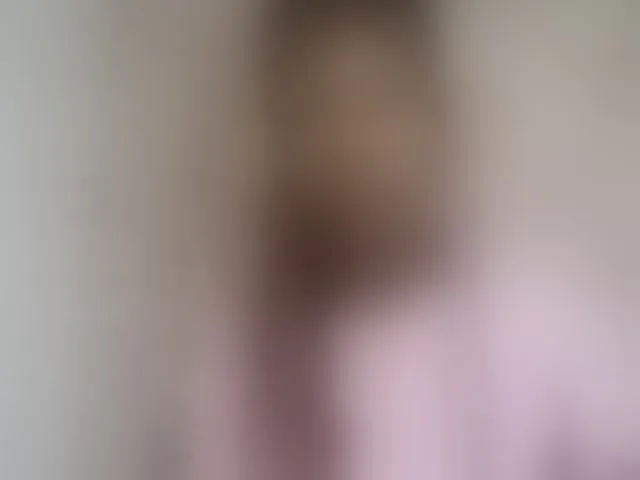 Live sex webcam photo for Sexy-Sarah #294109989