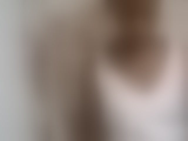 Live sex webcam photo for Sexy-Sarah #294135003