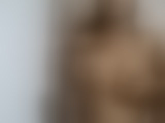 Live sex webcam photo for Sexy-Sarah #294165293