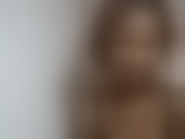 Live sex webcam photo for Sexy-Sarah #294210965
