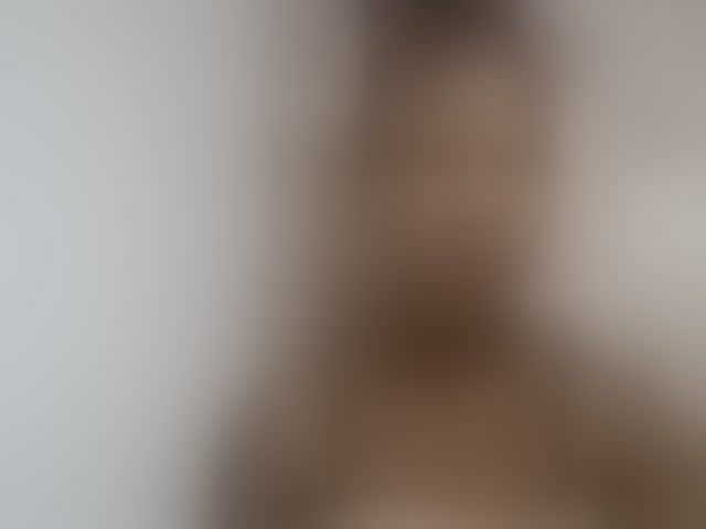 Live sex webcam photo for Sexy-Sarah #294276546