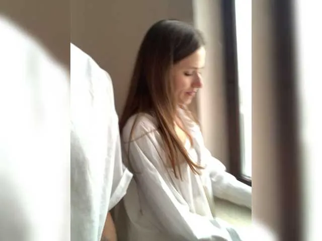 Live sex webcam photo for Sexy-Sweets #277118250