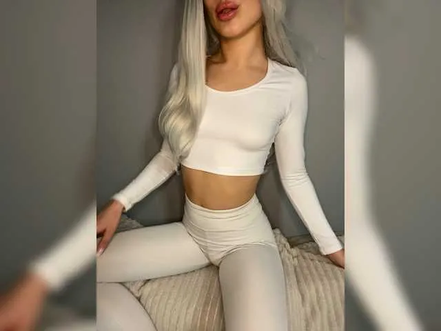 Live sex webcam photo for Sexy-Times #273504449