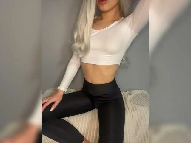 Live sex webcam photo for Sexy-Times #273573127