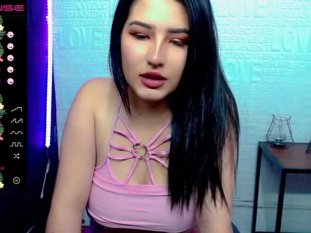 Live sex webcam photo for Sexy-fantasy #273505960