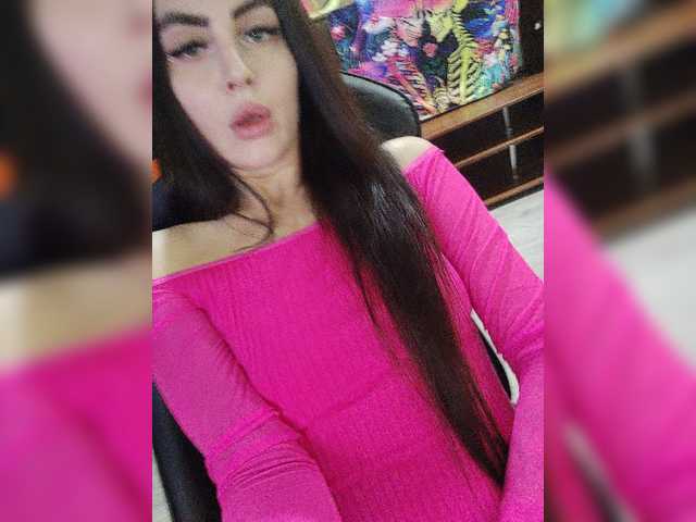 Live sex webcam photo for sexy-girl999 #276394073