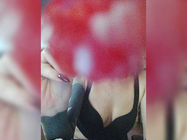 Live sex webcam photo for sexy-girl999 #276615391