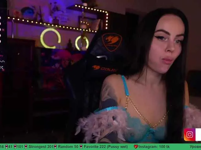 Live sex webcam photo for sexy-girl999 #276754574