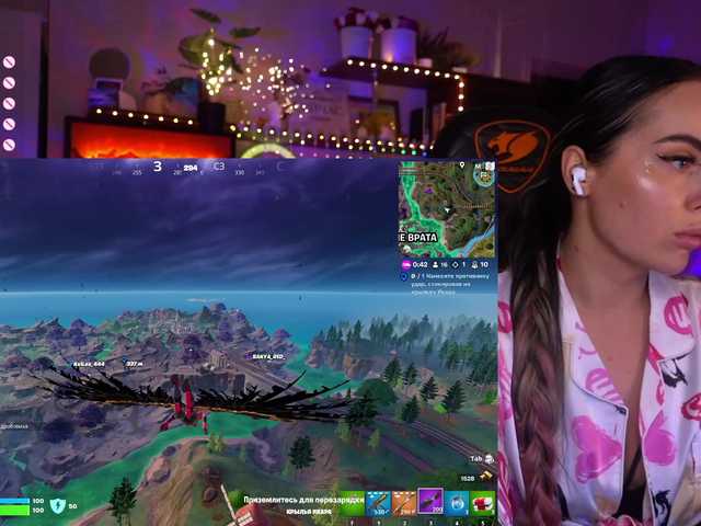 Live sex webcam photo for sexy-girl999 #277539497