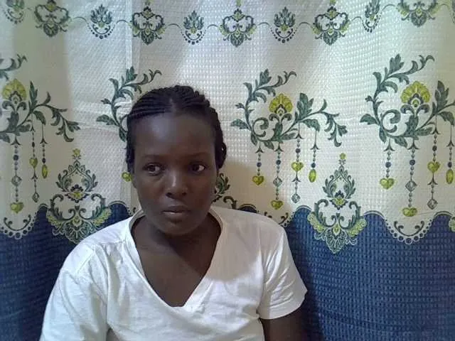Live sex webcam photo for Sexy-melody #291336992