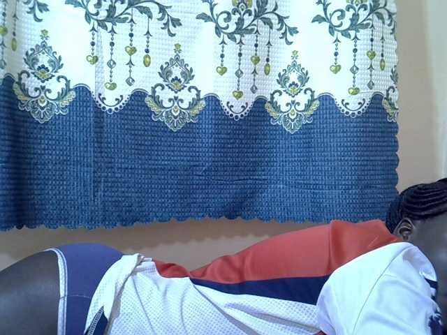 Live sex webcam photo for Sexy-melody #291634417