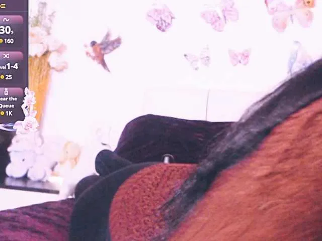 Live sex webcam photo for SexyAlina123 #290433323