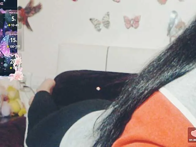 Live sex webcam photo for SexyAlina123 #290495855