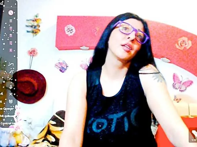 Live sex webcam photo for SexyAlina123 #290576569