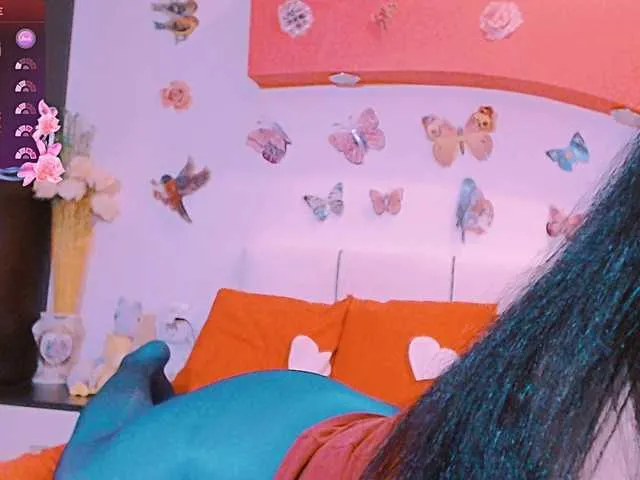 Live sex webcam photo for SexyAlina123 #291120608