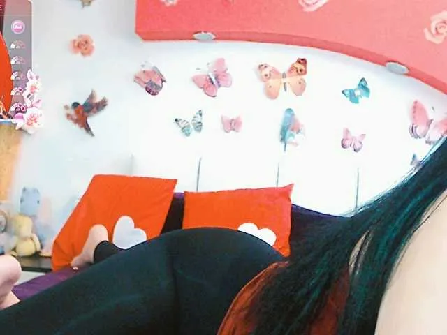 Live sex webcam photo for SexyAlina123 #291166952