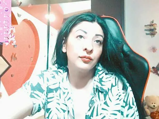 Live sex webcam photo for SexyAlina123 #291320126