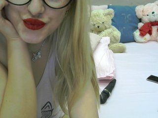 Live sex webcam photo for SexyAmanda4y #210980572