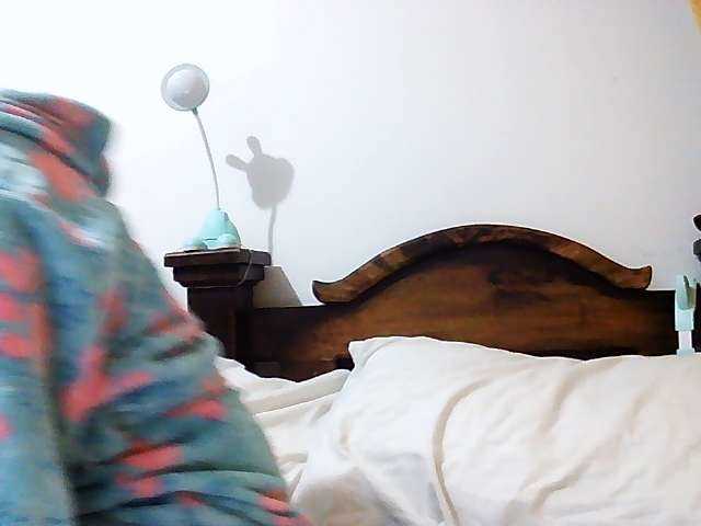 Live sex webcam photo for SexyAngelina #271952143