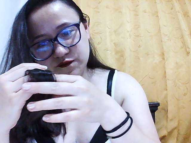 Live sex webcam photo for SexyAngelina #273401710