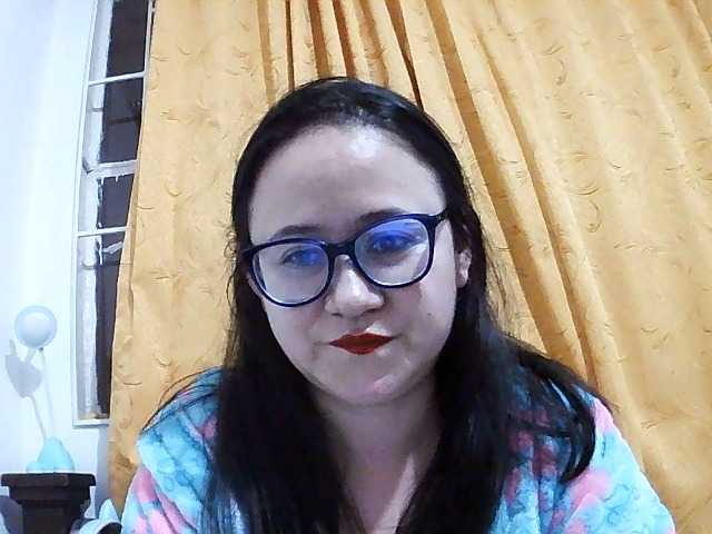 Live sex webcam photo for SexyAngelina #273670435