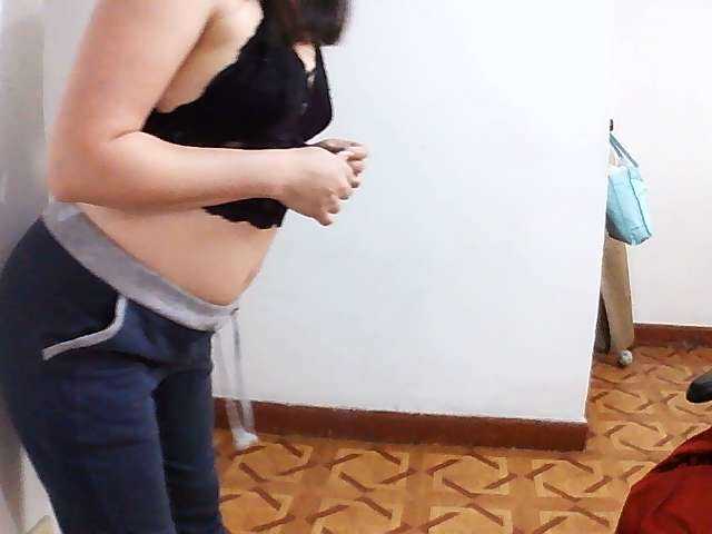 Live sex webcam photo for SexyAngelina #273732312