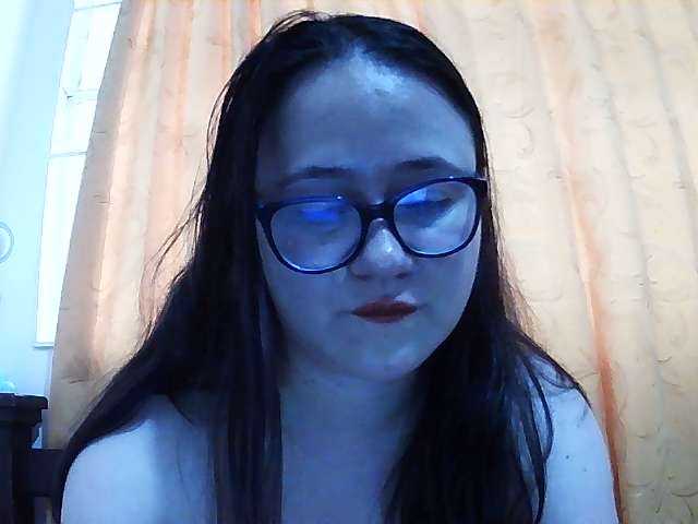 Live sex webcam photo for SexyAngelina #274189380