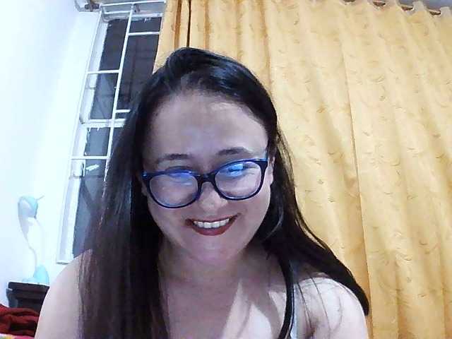 Live sex webcam photo for SexyAngelina #274378887