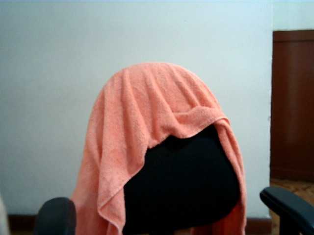 Live sex webcam photo for SexyAngelina #276607159