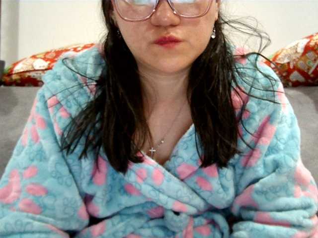 Live sex webcam photo for SexyAngelina #277061668