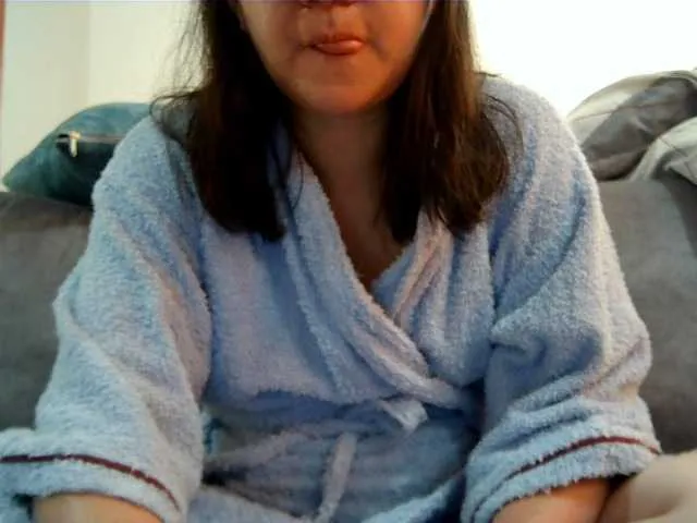 Live sex webcam photo for SexyAngelina #277223580