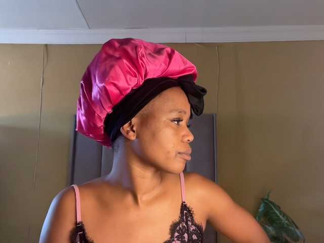 Live sex webcam photo for SexyBaddie #292020061