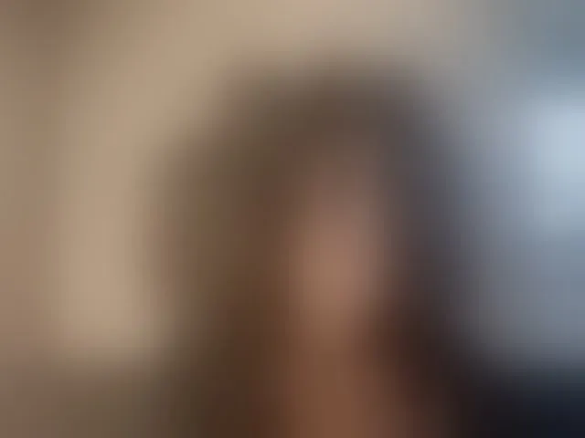 Live sex webcam photo for SexyBaddie #293427854