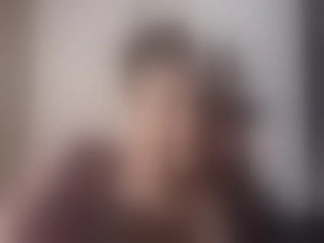 Live sex webcam photo for SexyBaddie #293496358