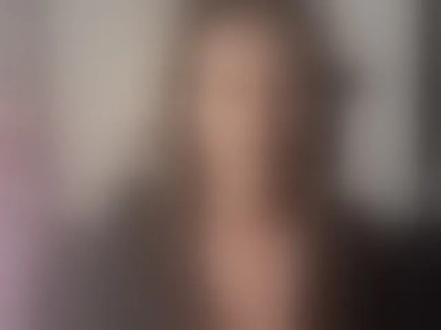 Live sex webcam photo for SexyBaddie #293833255