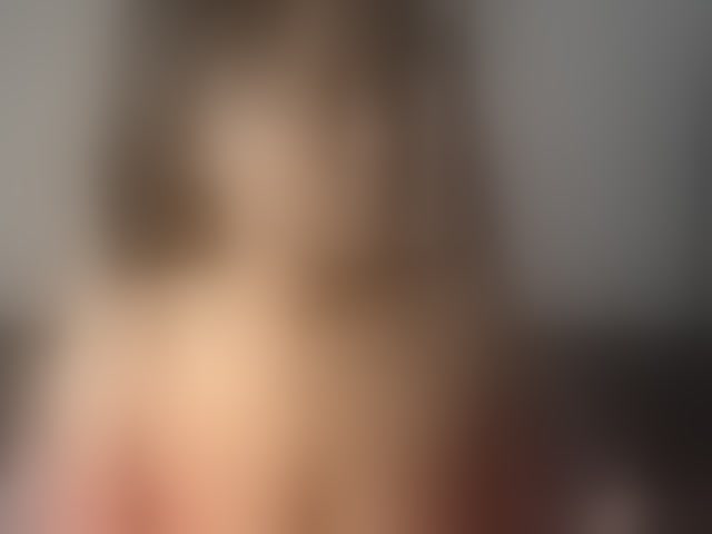 Live sex webcam photo for SexyBaddie #294192093