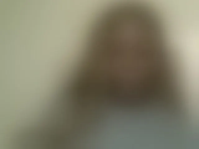 Live sex webcam photo for SexyBanni #293440702