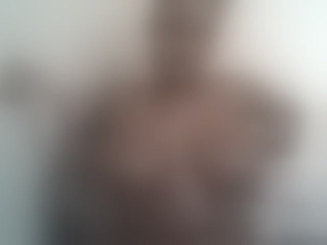 Live sex webcam photo for SexyBanni #293965795