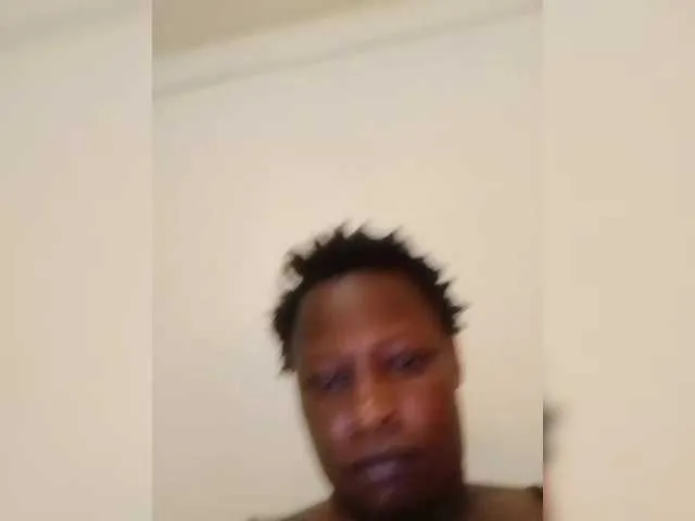 Live sex webcam photo for SexyBee55 #291011931