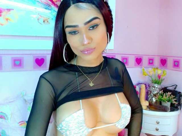 Live sex webcam photo for SexyBlakexxx #276675479