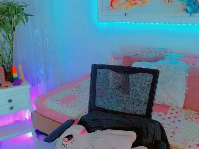 Live sex webcam photo for SexyBlakexxx #292086386