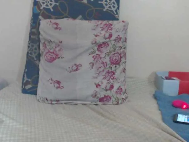 Live sex webcam photo for SexyBruna #276852175