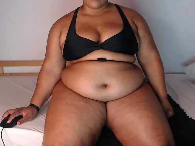 Live sex webcam photo for SexyChill1992 #290751744