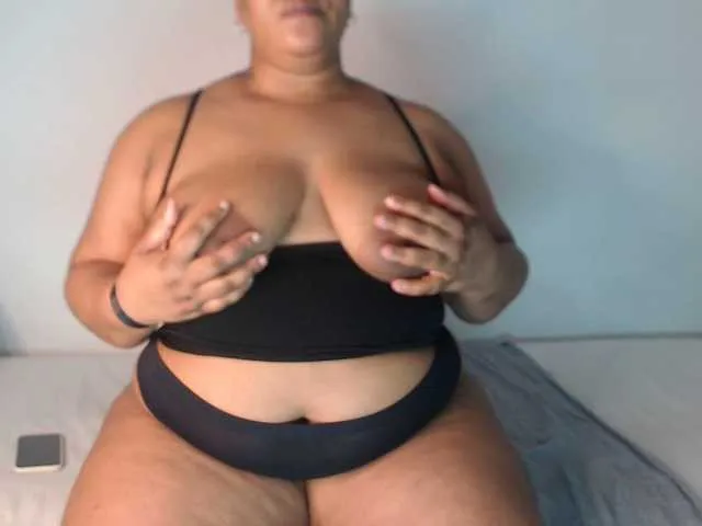 Live sex webcam photo for SexyChill1992 #291944050