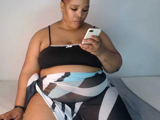 Live sex webcam photo for SexyChill1992 #291957998