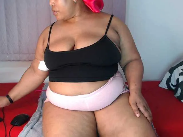 Live sex webcam photo for SexyChill1992 #292016505