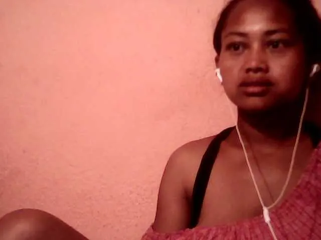 Live sex webcam photo for SexyEbony4U #272125146