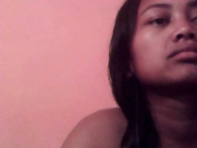 Live sex webcam photo for SexyEbony4U #272146320